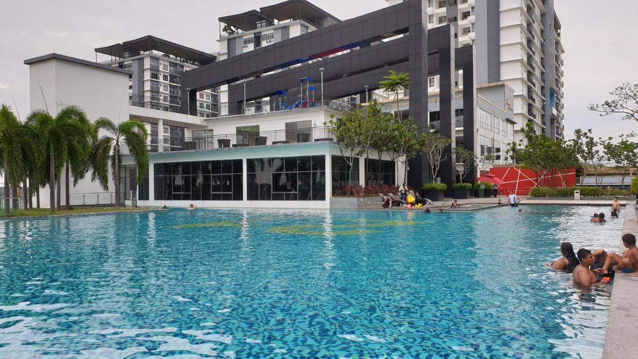 Bsp21 Family Homestay Jenjarum Exterior foto