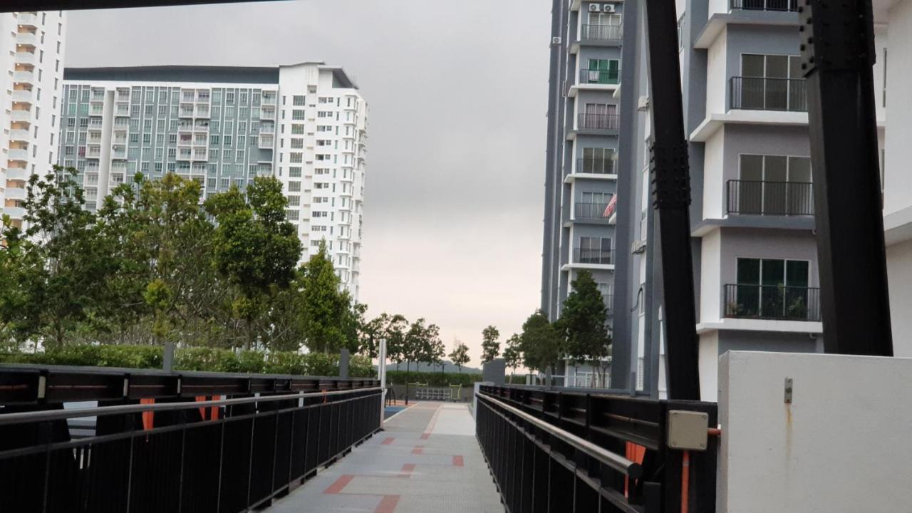 Bsp21 Family Homestay Jenjarum Exterior foto