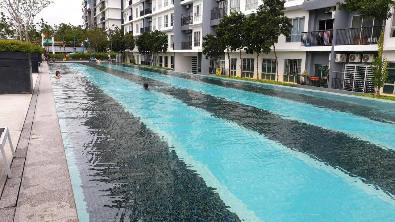 Bsp21 Family Homestay Jenjarum Exterior foto