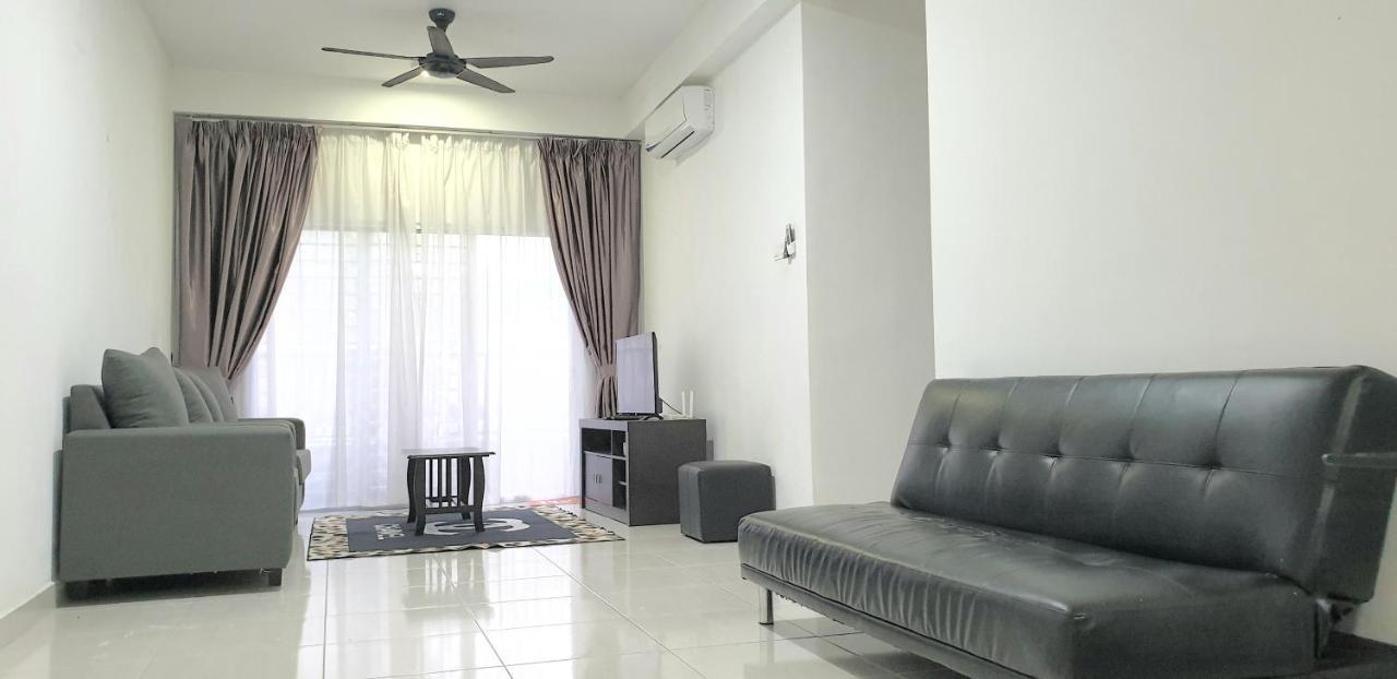 Bsp21 Family Homestay Jenjarum Exterior foto